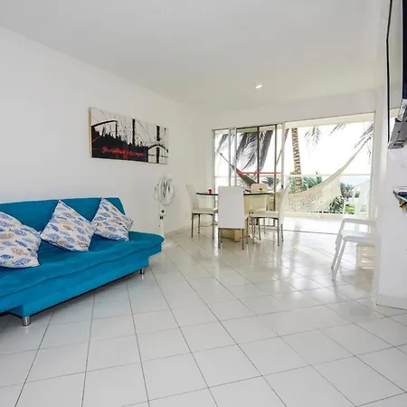 Frontbeach Highspeed Internet Apartment *